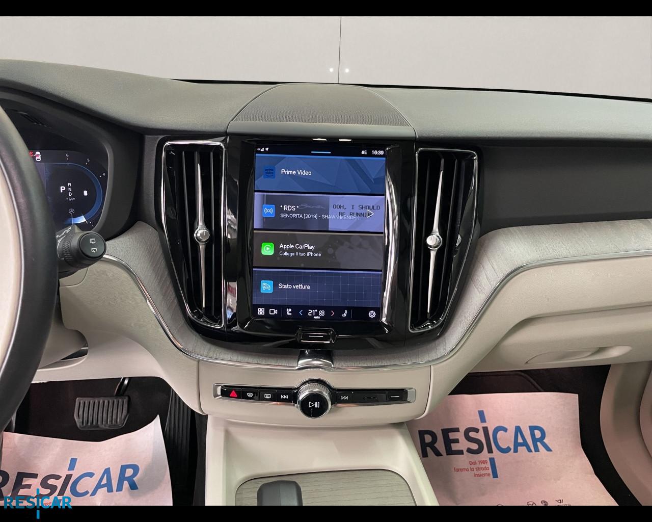 VOLVO XC60 2.0 b4 Plus Bright awd auto IVA ESPOSTA