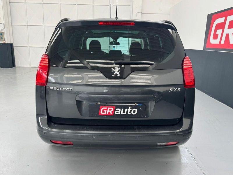Peugeot 5008 5008 1.6 HDi 112CV Féline