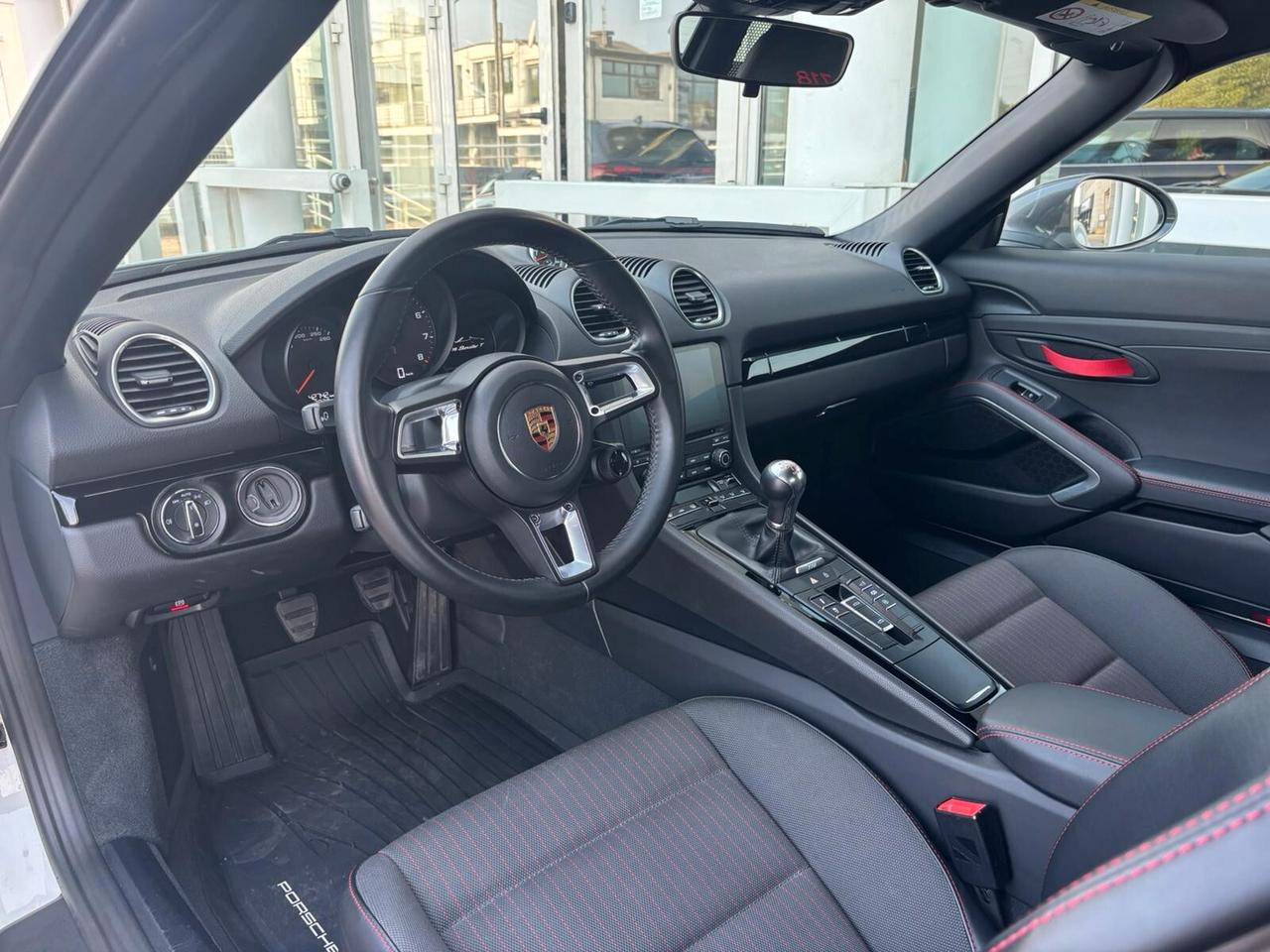 Porsche 718 Spyder Boxster 2.0 T