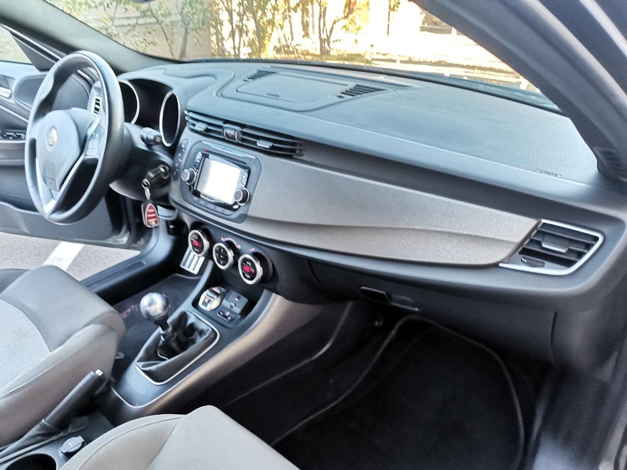 Alfa Romeo Giulietta 1.6 jtdm(2) Distinctive