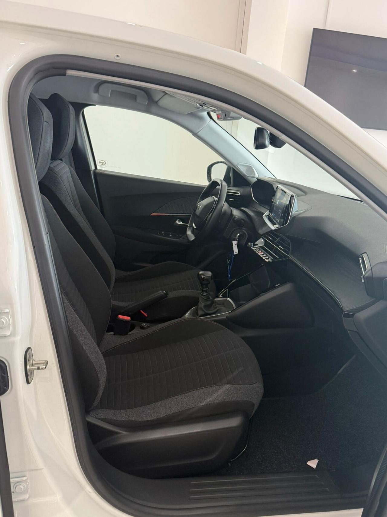 Peugeot 2008 PureTech 130 S&S Allure