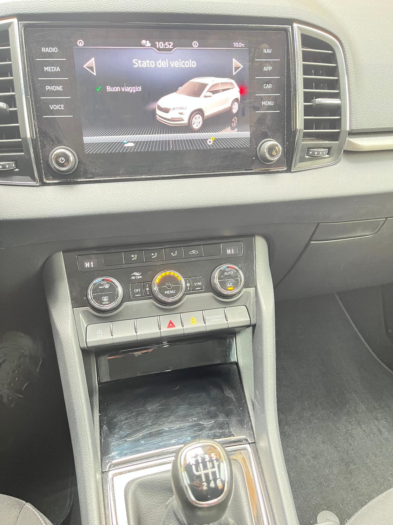 SKODA KAROQ 1.0 TSI - BENZINA - KM 43.300 - ANCHE PER NEOPATENTATI - 2022