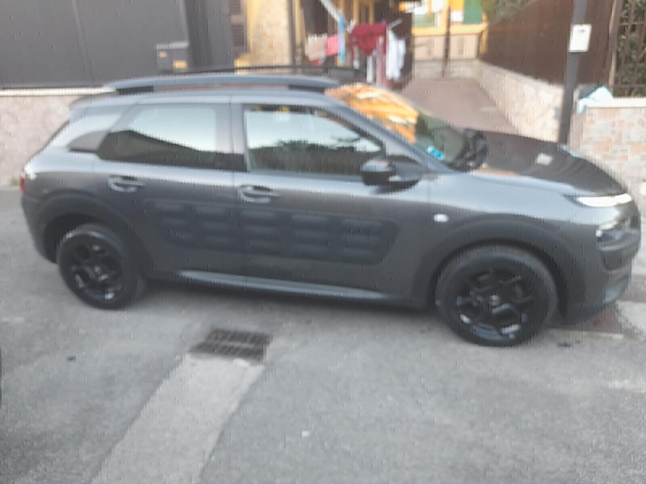 Citroen C4 Cactus PureTech 82 Shine