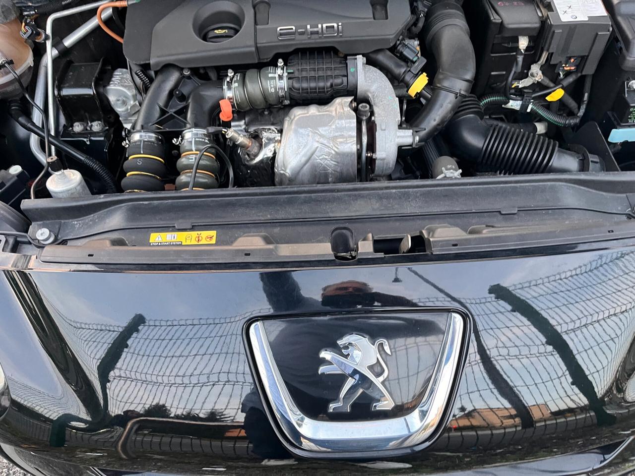 Peugeot 308 1.6 8V e-HDi 112CV Stop&Start robotiz. SW Active