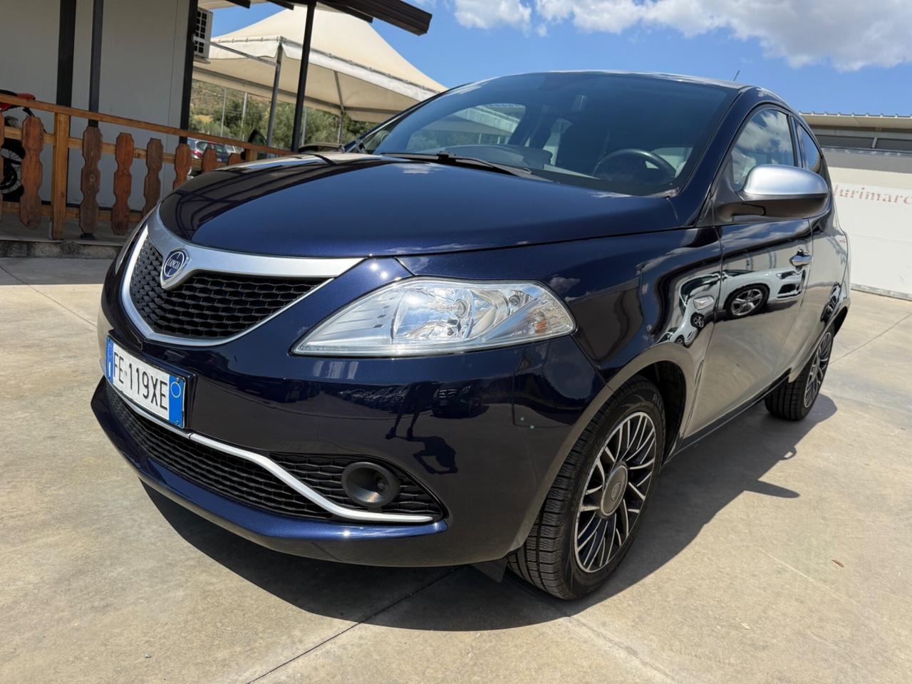 Lancia Ypsilon 1.3 MJT 16V 95 CV 5 porte S&S Plati
