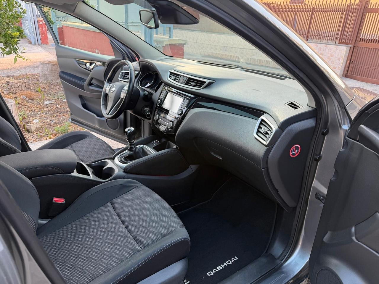 Nissan Qashqai 1.5 dCi Acenta Premium