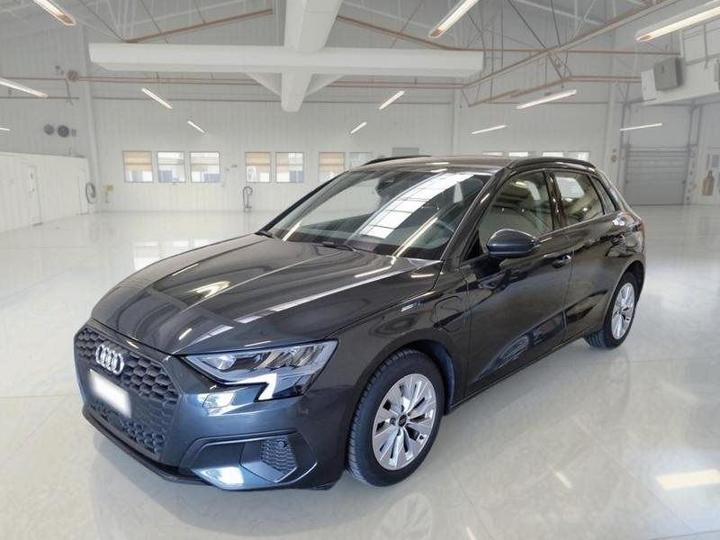 AUDI A3 SPORTBACK 40 TFSI E S TRONIC BUSINESS S.BACK 5 PORTE BERLINA