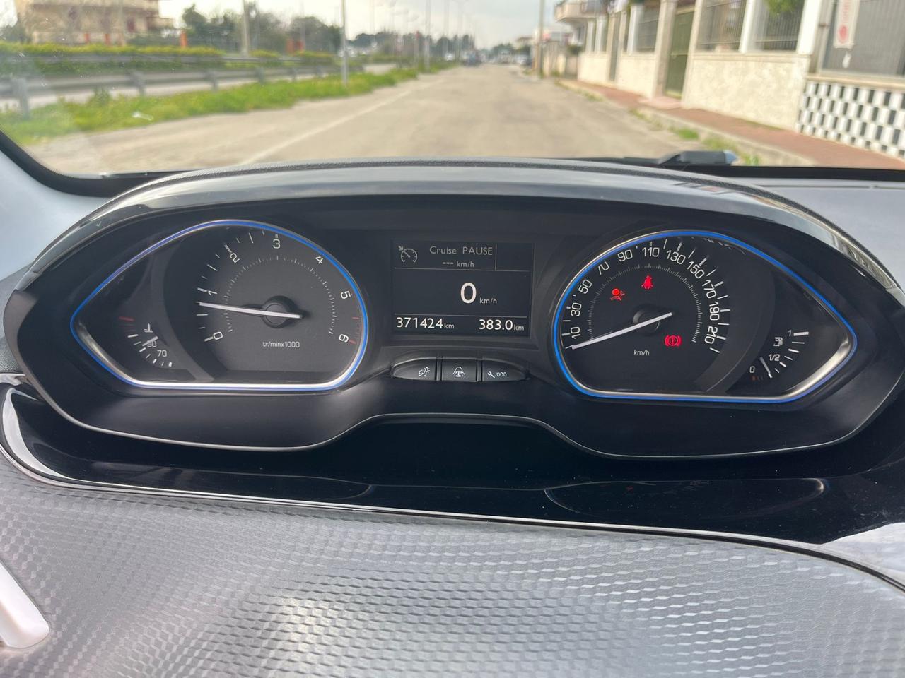 Peugeot 2008 N1 BlueHDi 100 Allure 2015