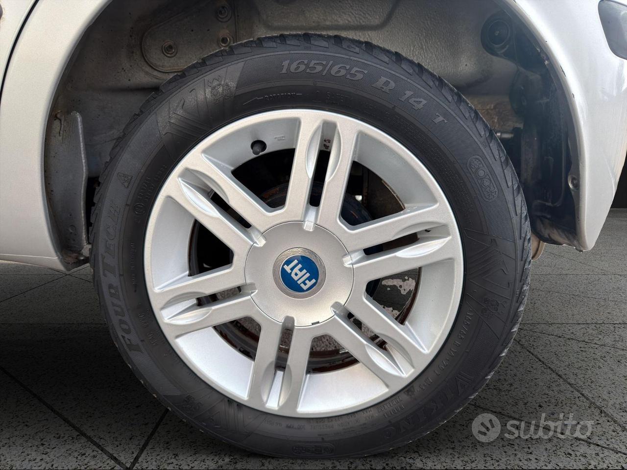 FIAT Panda 1.2 69 cv EMOTION 85000 KM 100 AL MESE