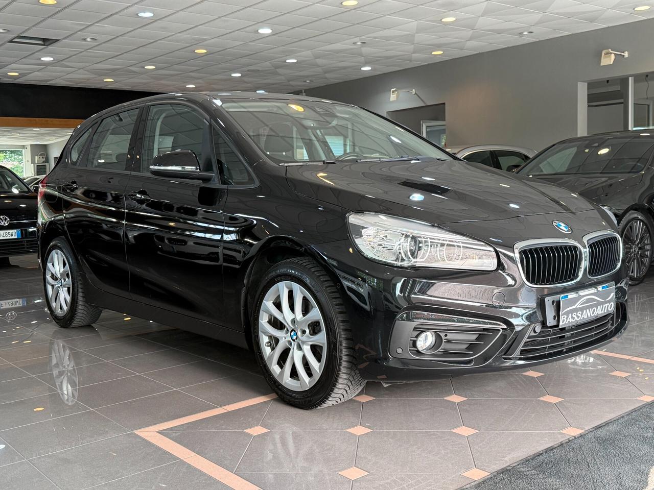 Bmw 2er Active Tourer 216d Advantage