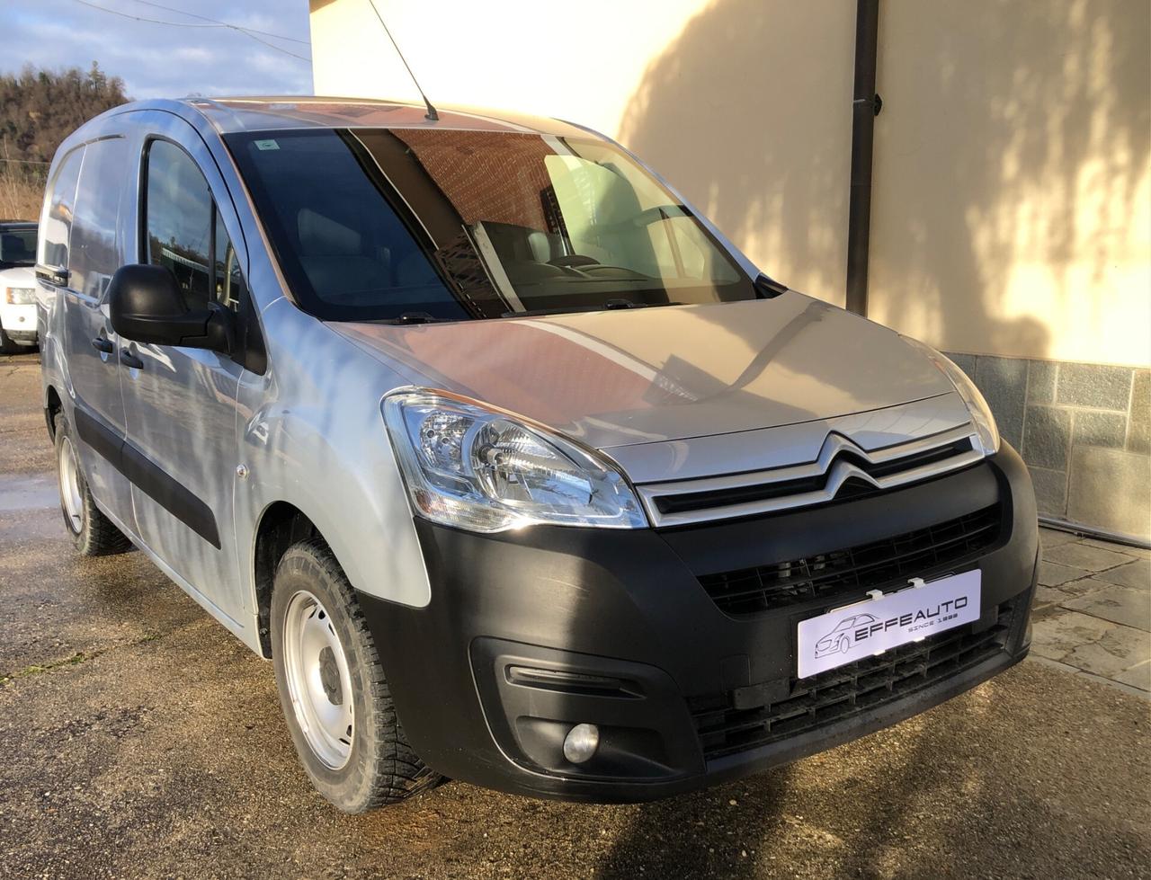 Citroen Berlingo BlueHDi 3 posti GRIP CONTROL