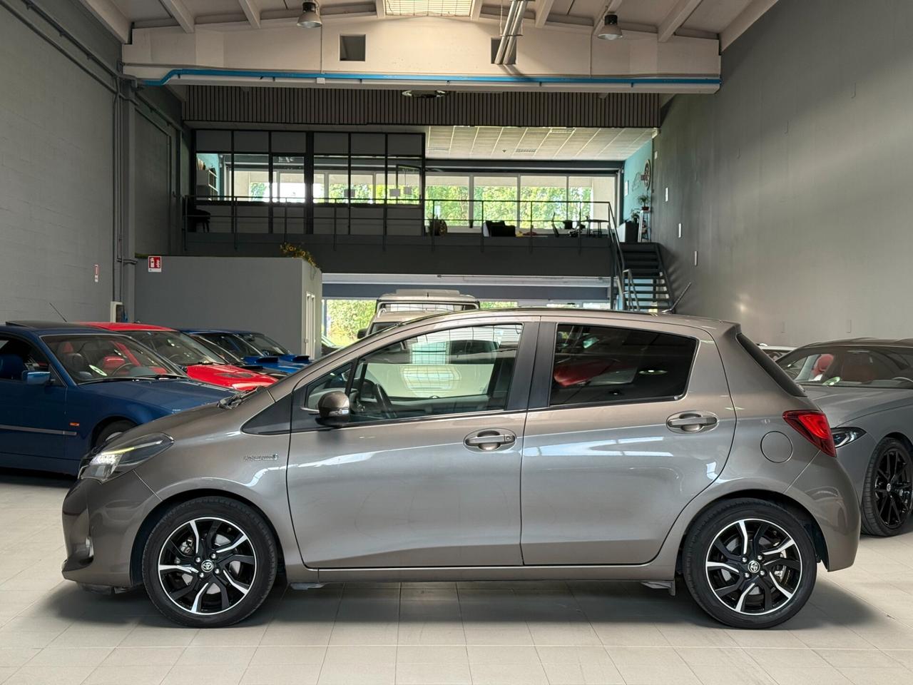 Toyota Yaris 1.5 Hybrid 5 porte neopatentati