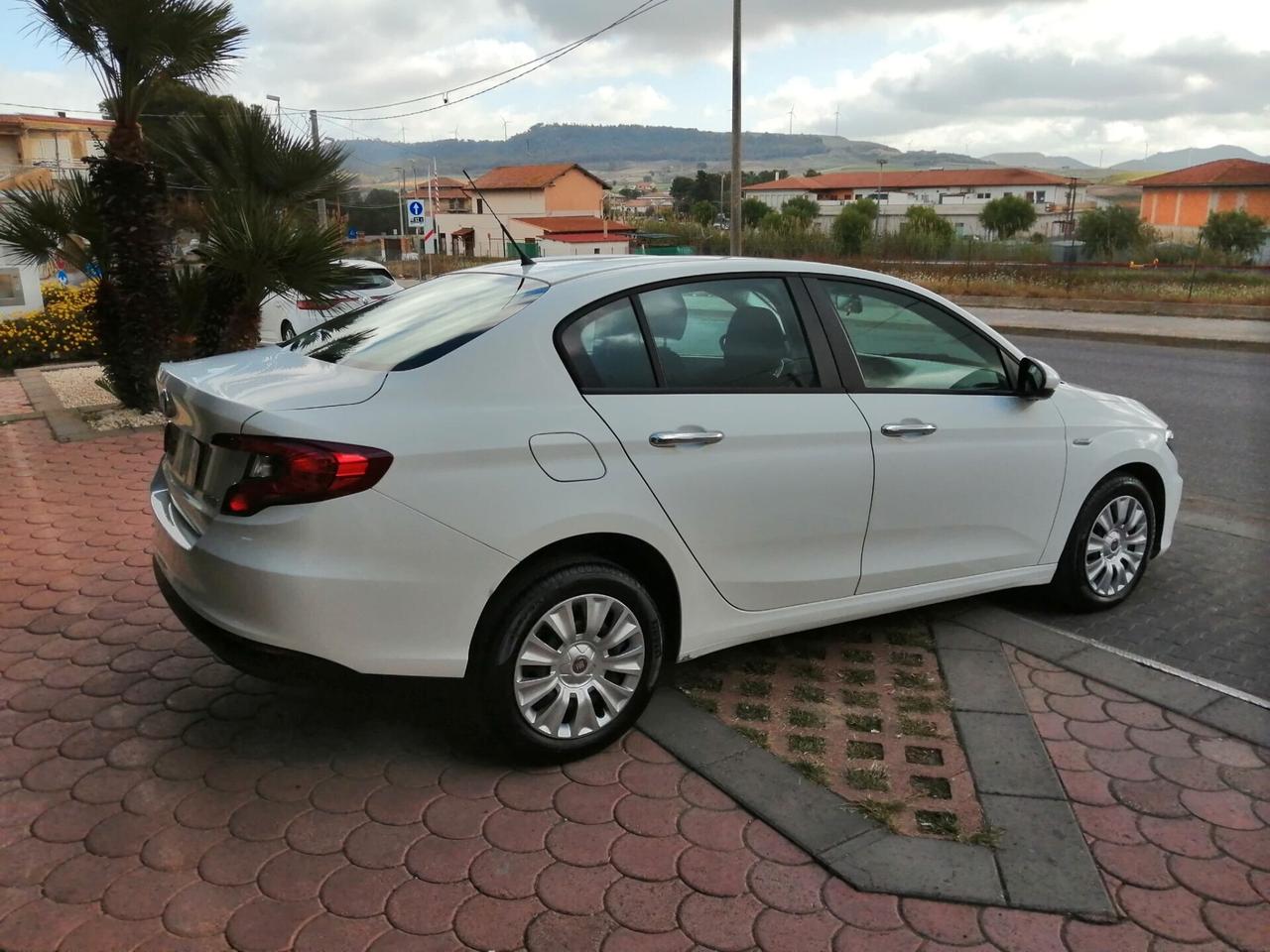 Fiat Tipo 1.6 Mjt 4 porte Easy