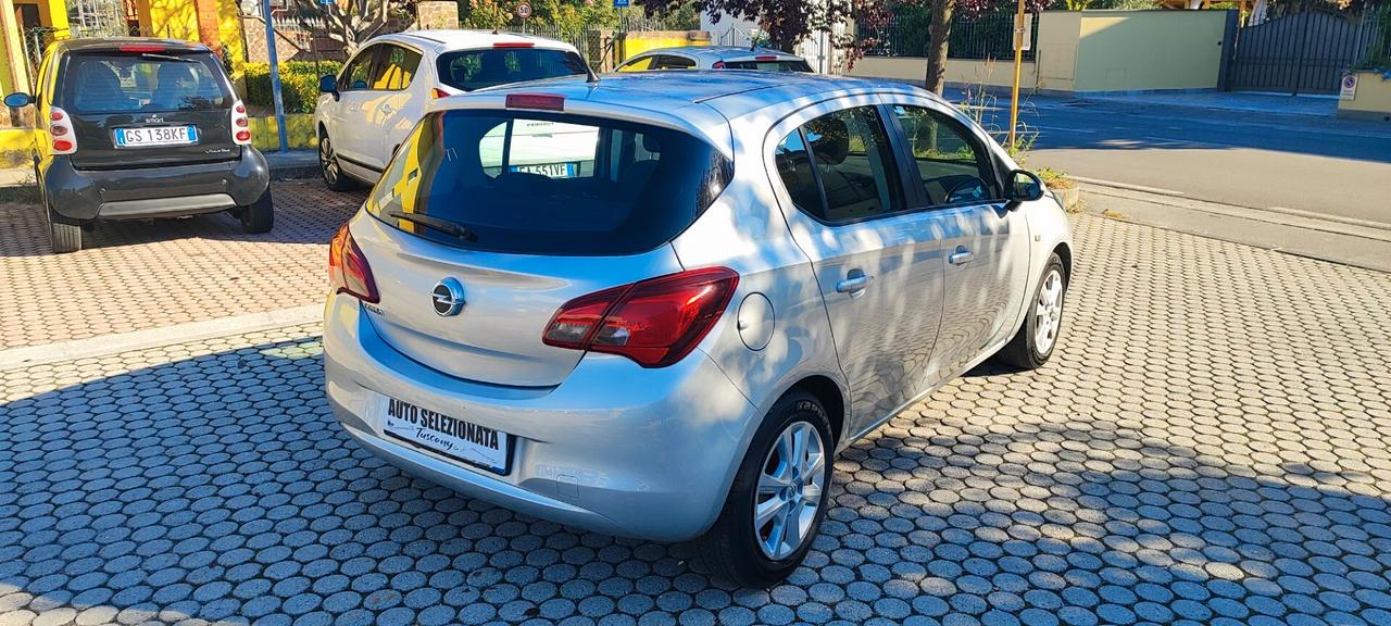 Opel Corsa 1.2 5 porte b-Color