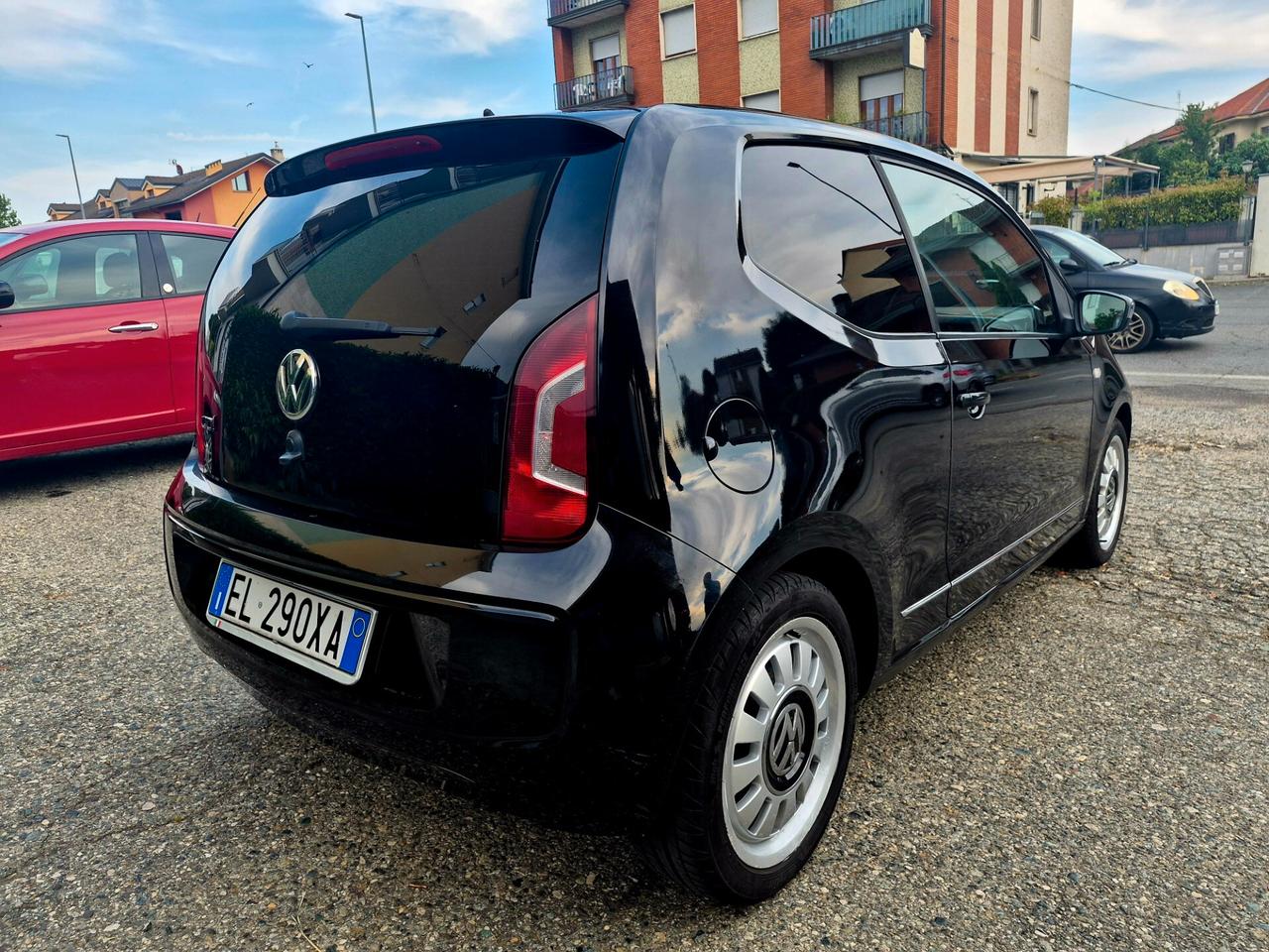 Volkswagen up! 1.0 75 CV 3p. high