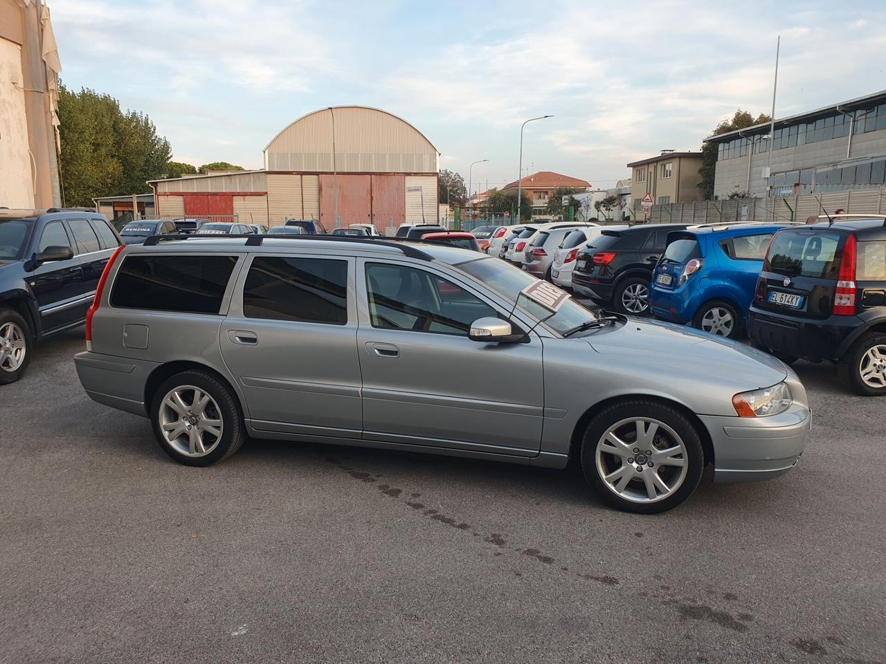 Volvo V70 2.4 D5 Summum manuale 6m 2007