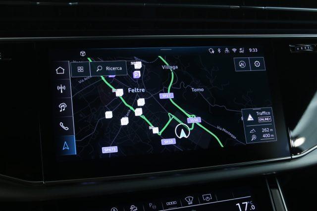 AUDI Q8 50 TDI 286 CV quattro S-line Black Edition