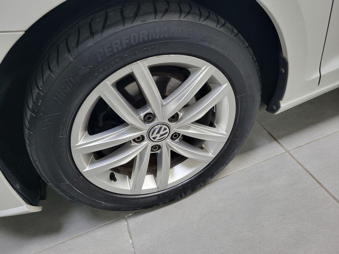 Volkswagen Golf 7.5 1.6 TDI (EURO 6) 5p. ANDROID AUTO/ APPLE CAR PLAY