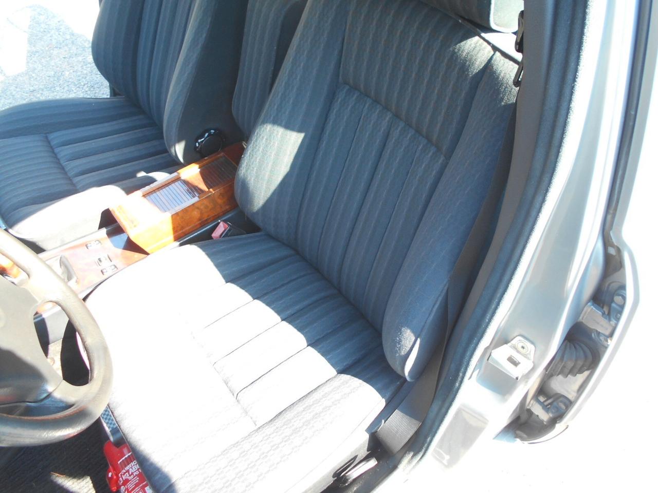 Mercedes-benz 200 e200