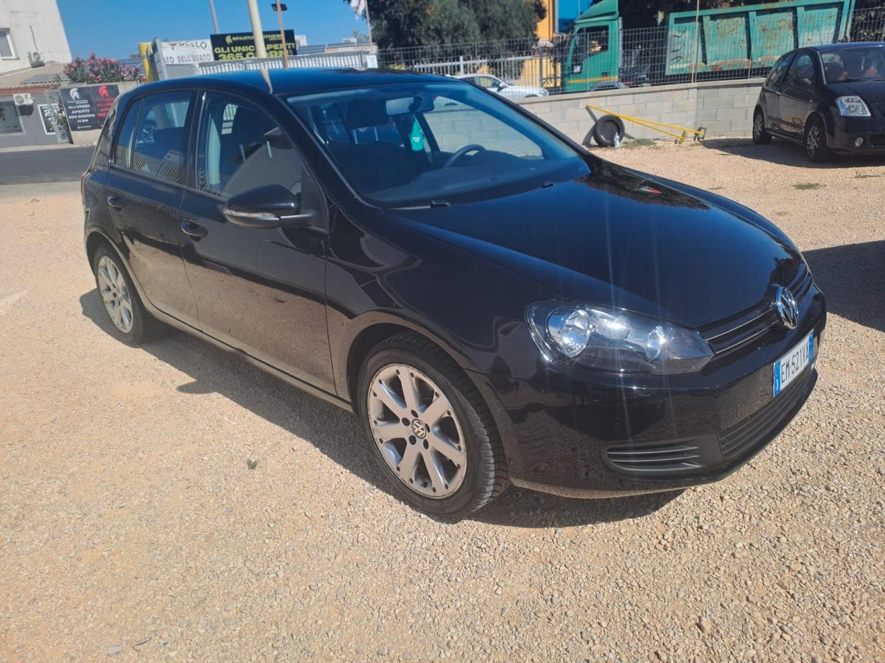 VOLKSWAGEN GOLF VI 1600 TDI