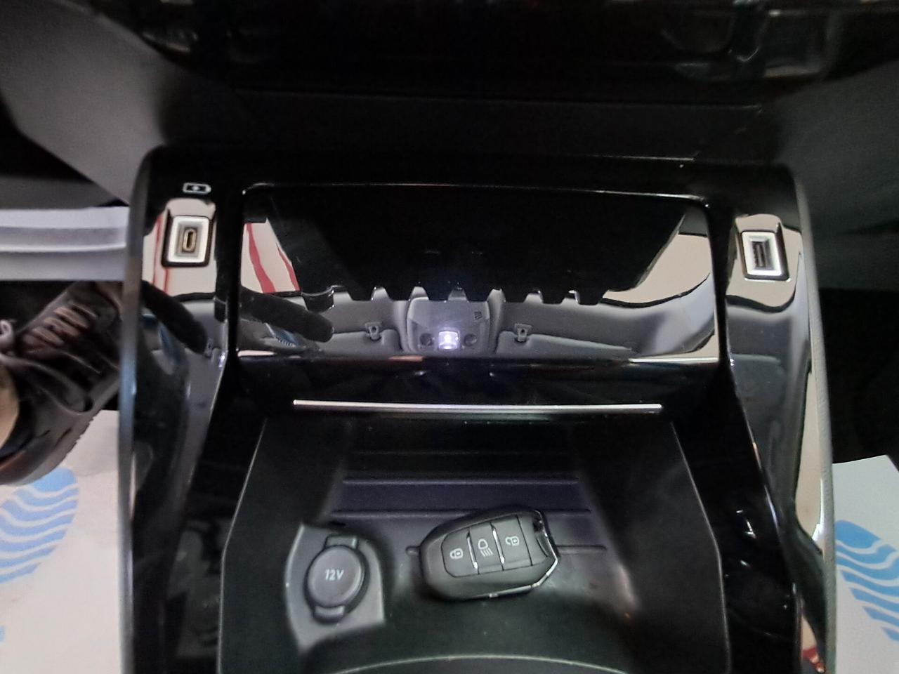 Peugeot 2008 PureTech 100 S&S Allure