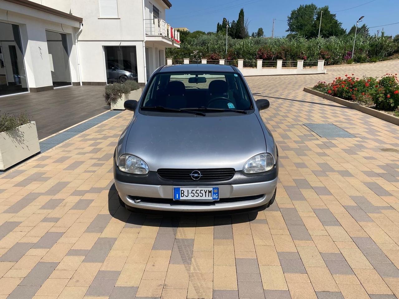 Opel Corsa 1.0i 12V cat 3 porte