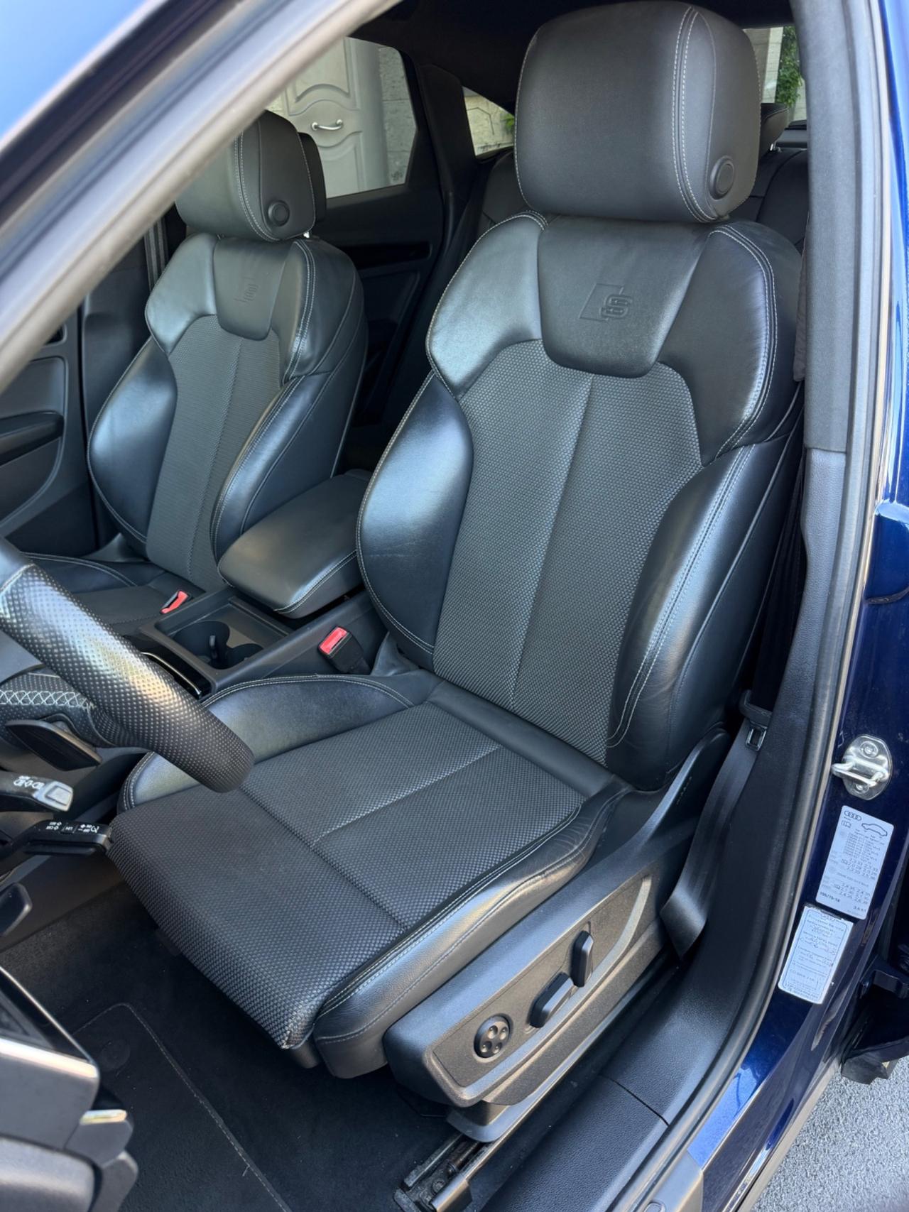 Audi Q5 Sportback 40 2.0 Tdi 204CV SLINE quattro