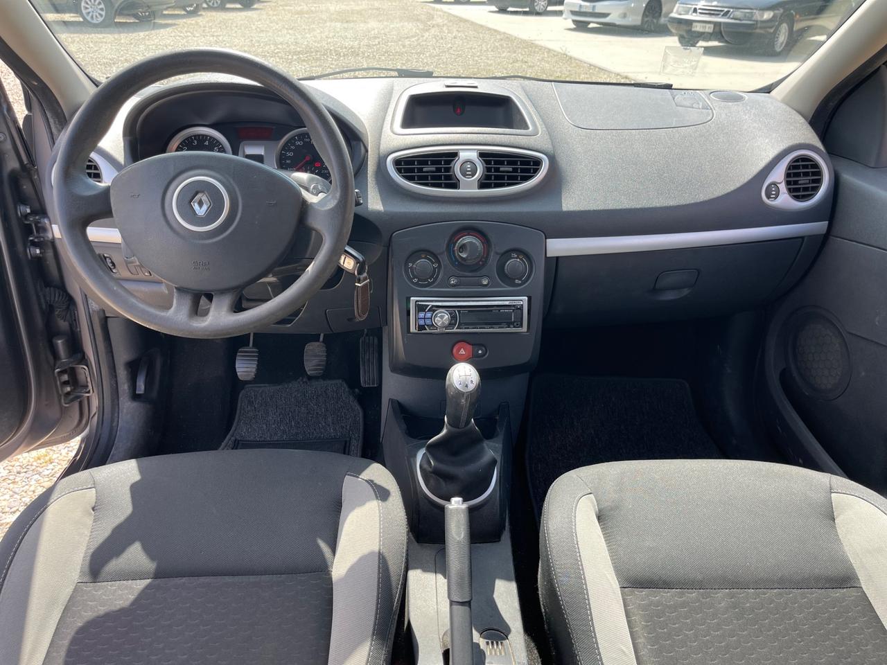 Renault Clio 1.2 16V 5 porte Confort