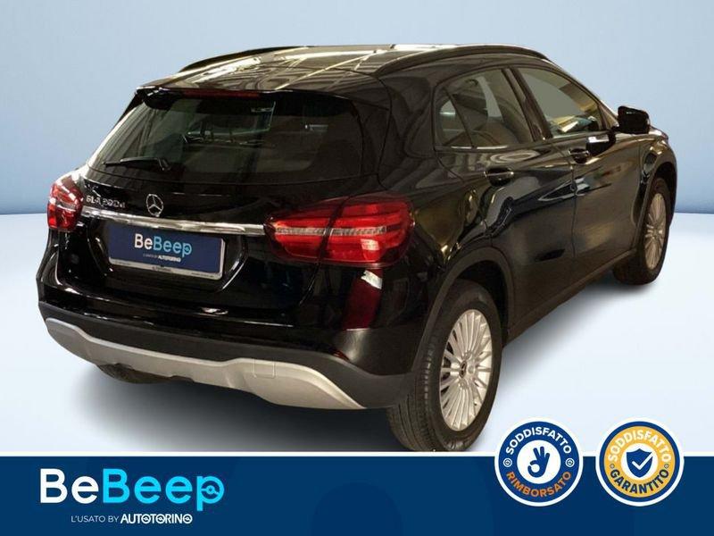 Mercedes-Benz GLA 200 D BUSINESS AUTO