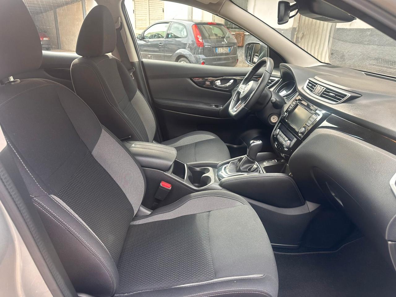 Nissan Qashqai 1.5 dCi 115 CV DCT Business