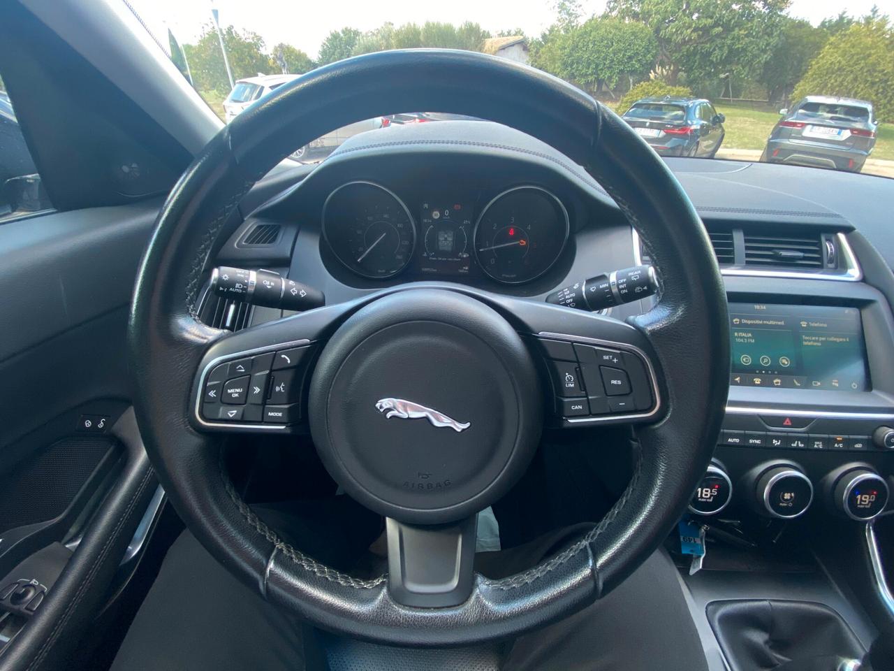 Jaguar E-Pace 2.0D 150 CV AWD aut. R-Dynamic S
