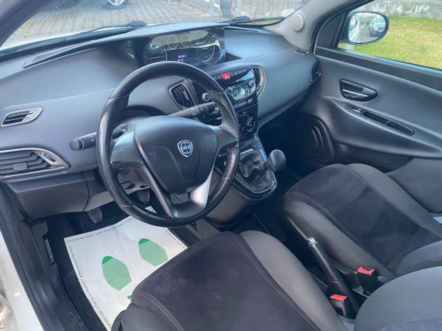 LANCIA Ypsilon 1.3 MJT 16V 95 CV 5 porte S&S Silver