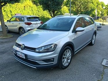 VOLKSWAGEN Golf Variant Alltrack 1.6 TDI 4MOTION (4X4)BMT KM 72000!!