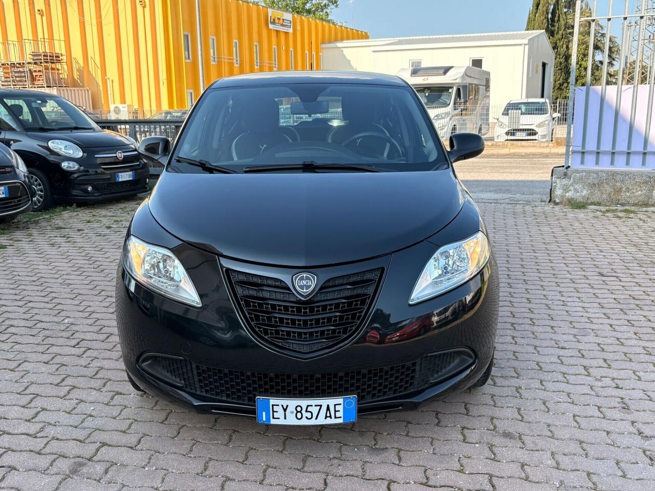 Lancia Ypsilon 1.2 69 CV 5 porte Elefantino