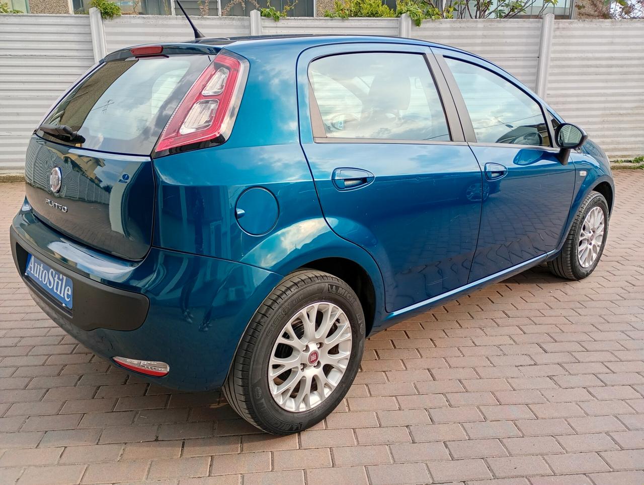 Fiat Punto Evo 1.2 5 porte S&S Blue&Me