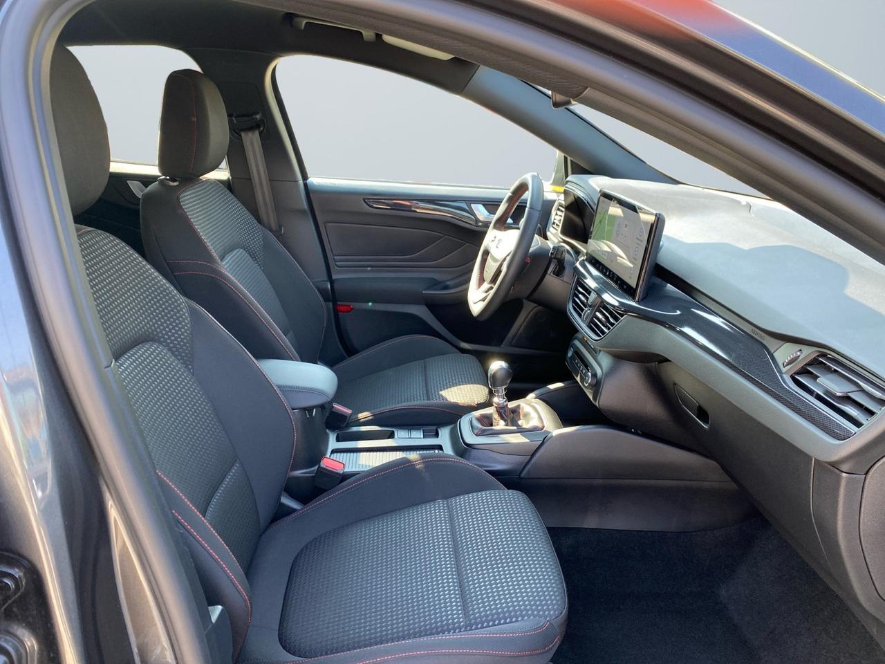 FORD Focus V 2022 - Focus 1.0 ecoboost h ST-Line 125cv