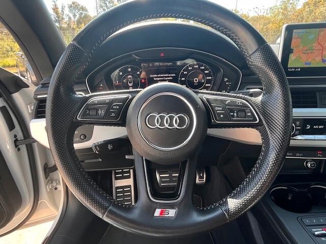 Audi A5 Cabrio 40 TDI quattro S tronic s line