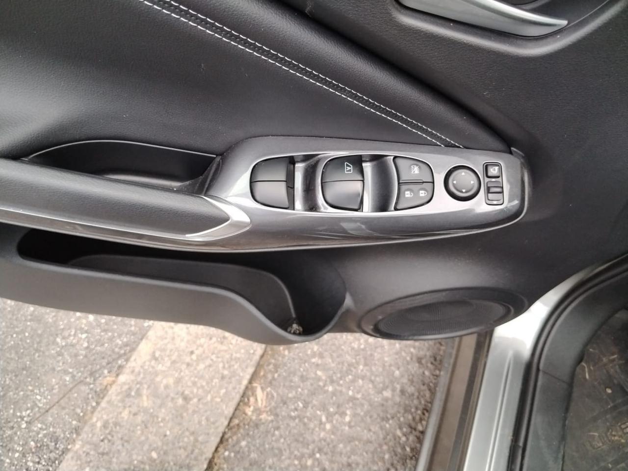 Nissan Juke N-Connecta 1.6 HEV  #5742