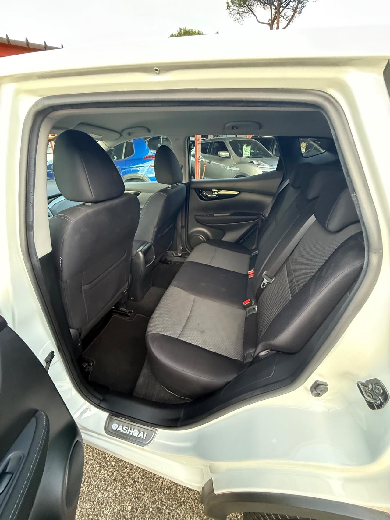 Qashqai 1.2 DIG-T -( 59 mila km ) -unirlo-rate-garanzia