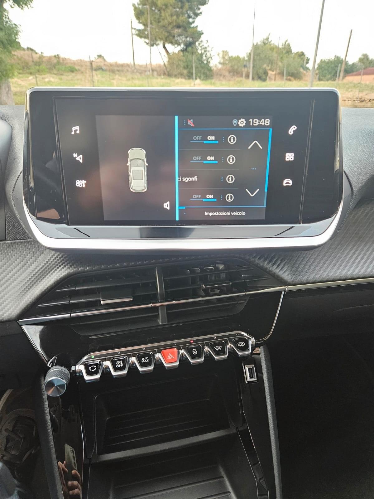 Peugeot 2008 1.2 Benzina MANUALE 2021