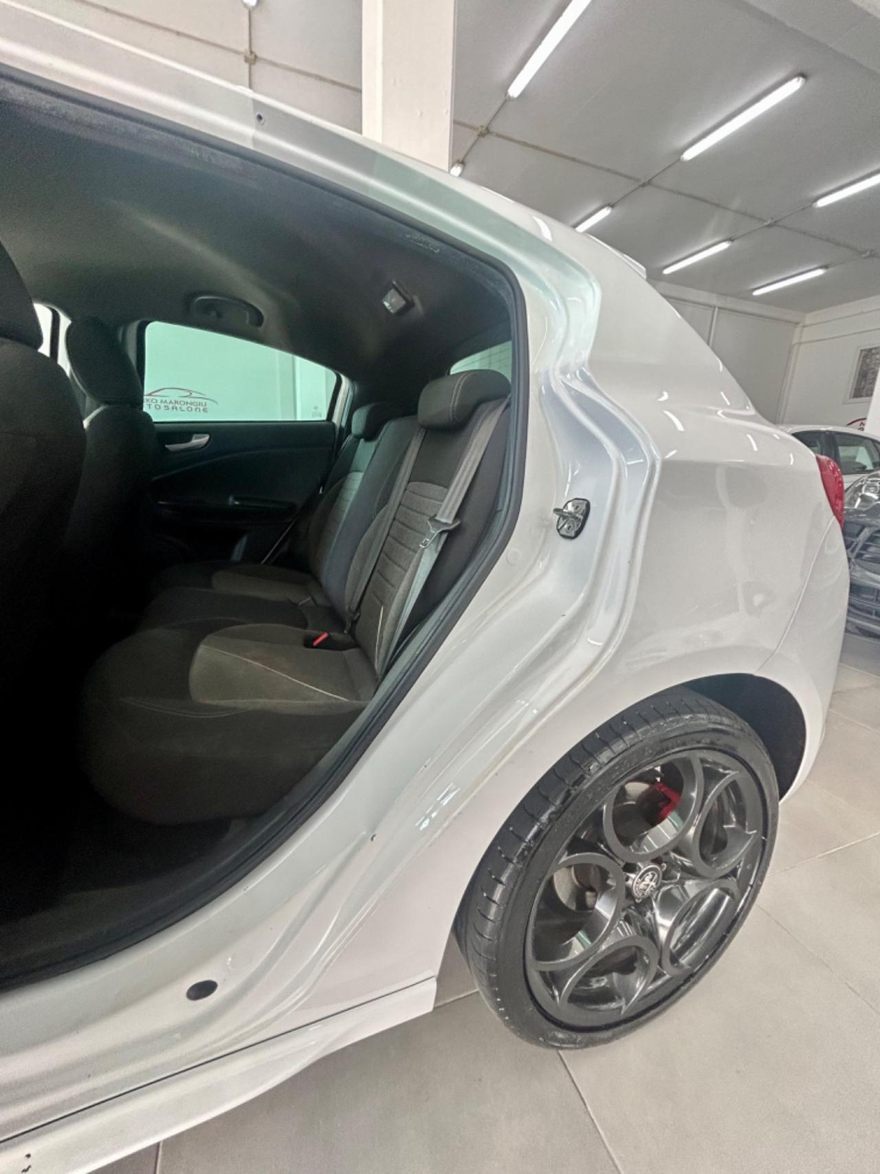 Alfa Romeo Giulietta 1.6 120 Super FINANZIABILE