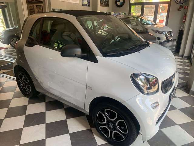 smart forTwo 70 1.0 twinamic PELLE NAVI CHIAMARE PER DISPONIBIL