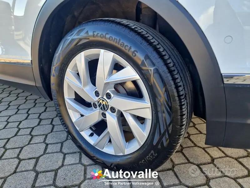 Volkswagen Tiguan 2.0 TDI 150 CV SCR DSG Elegance