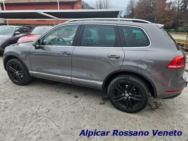 VOLKSWAGEN Touareg 3.0 TDI 245 CV tiptronic BlueMotion Techn. Executi