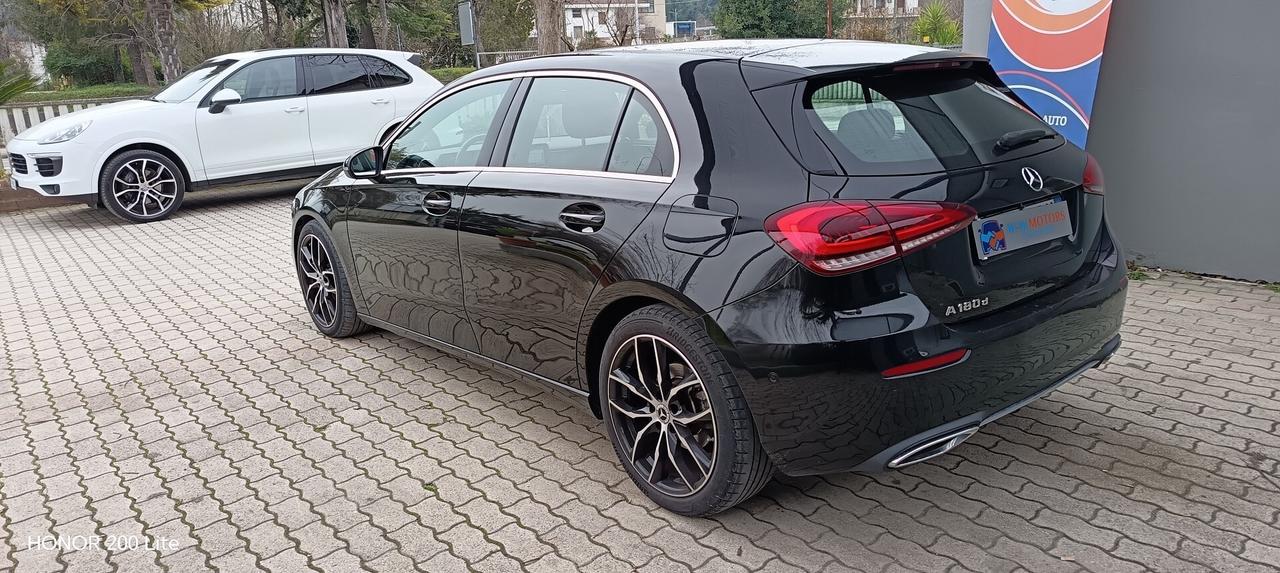 MERCEDES CLASSE A 180 d Sport Extra auto