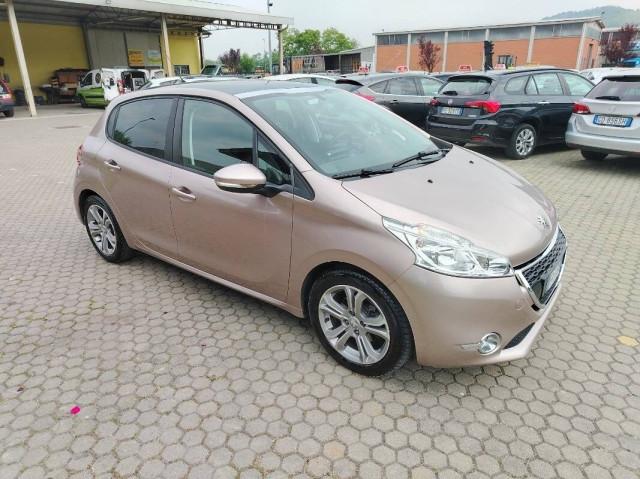 Peugeot 208 1.2 vti 12v Allure 5p