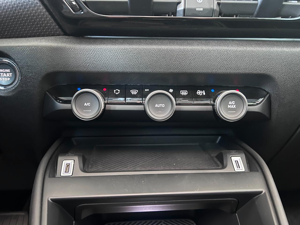 Citroen C4 BlueHDi 130 S&S EAT8 Shine