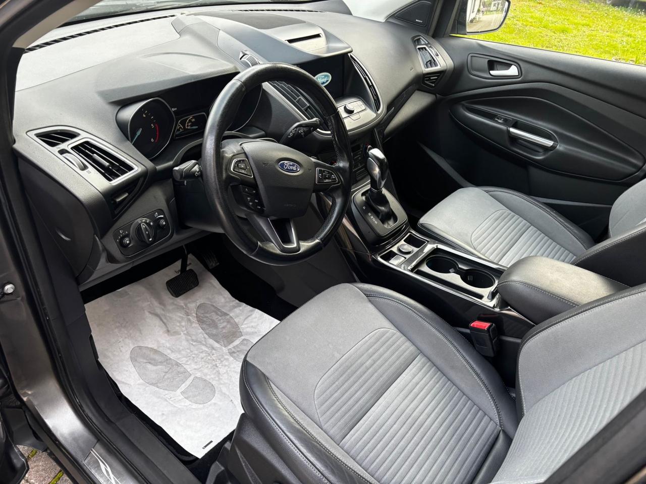 Ford Kuga 2.0 TDCI 180 CV S&S 4WD ST-Line CAMBIO AUTOMATICO BELLISSIMA PERMUTABILE