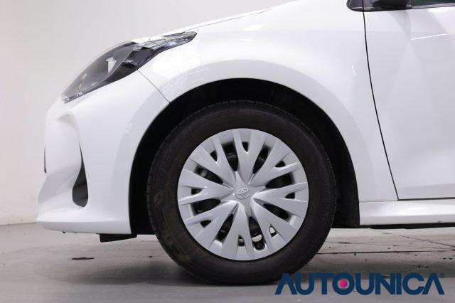 TOYOTA Yaris 1.5 130 HYBRID 5 PORTE ACTIVE NEOPATENTATI