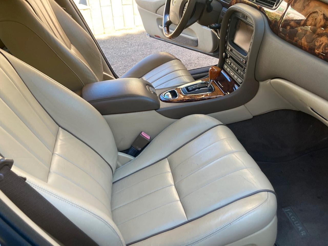 Jaguar S-Type 2.7 diesel V6 Executive automatica